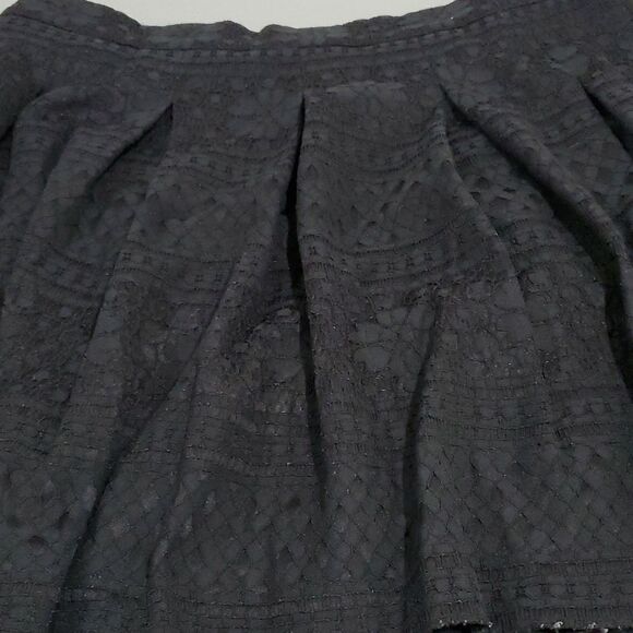 le chateau 33" waist black floral design skirt - Picture 5 of 5